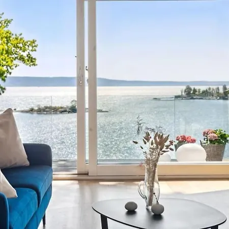 Nydelig Beliggenhet I Forste Rekke Mot Sjoen 阿斯克尔